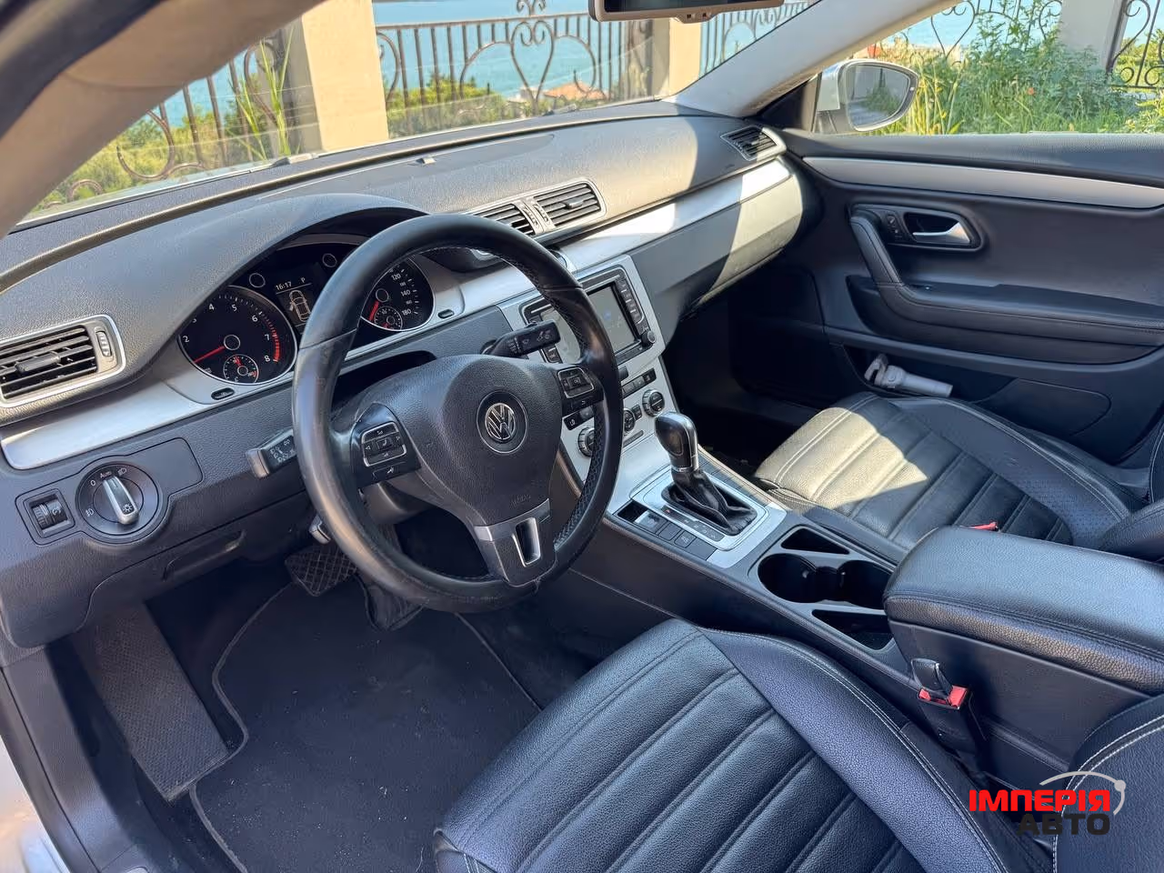 Volkswagen Passat CC - фото 6