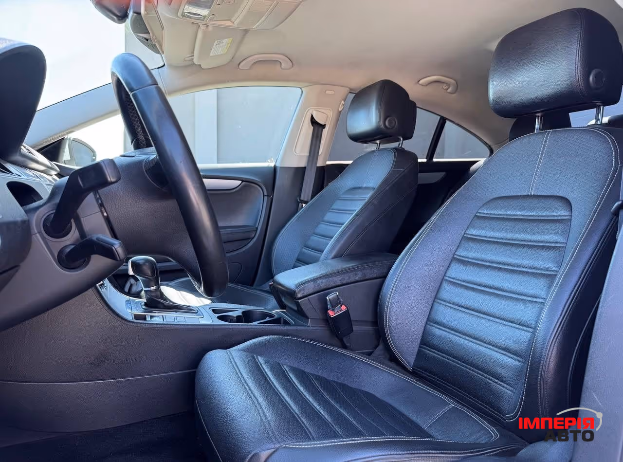 Volkswagen Passat CC - фото 5