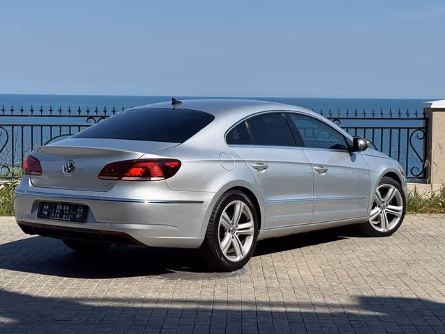 Volkswagen Passat CC - фото 4