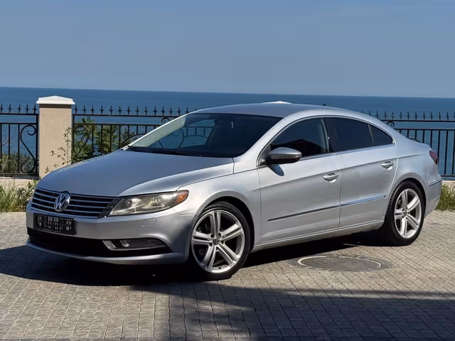 Volkswagen Passat CC - фото 1