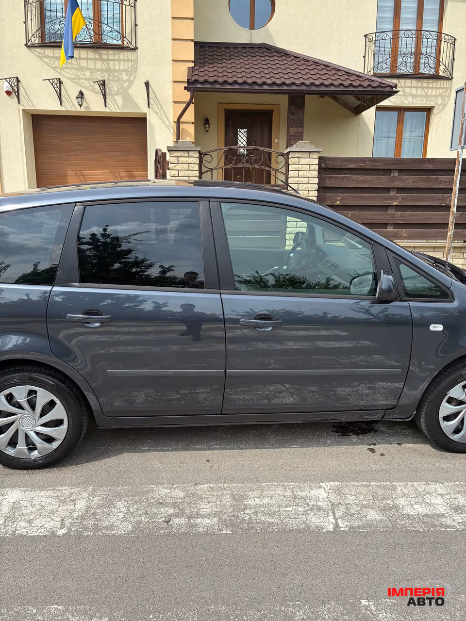 Ford C-MAX - фото 8