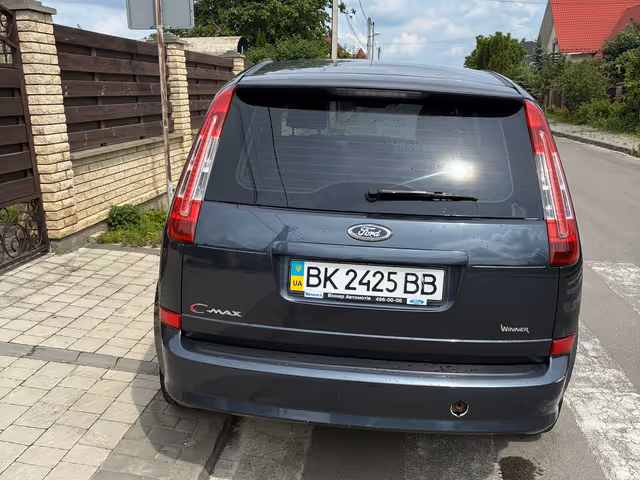 Ford C-MAX - фото 5