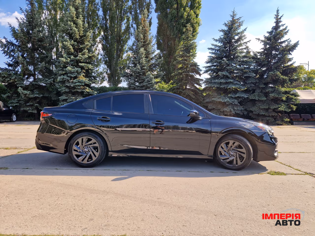 Subaru Legacy - фото 3