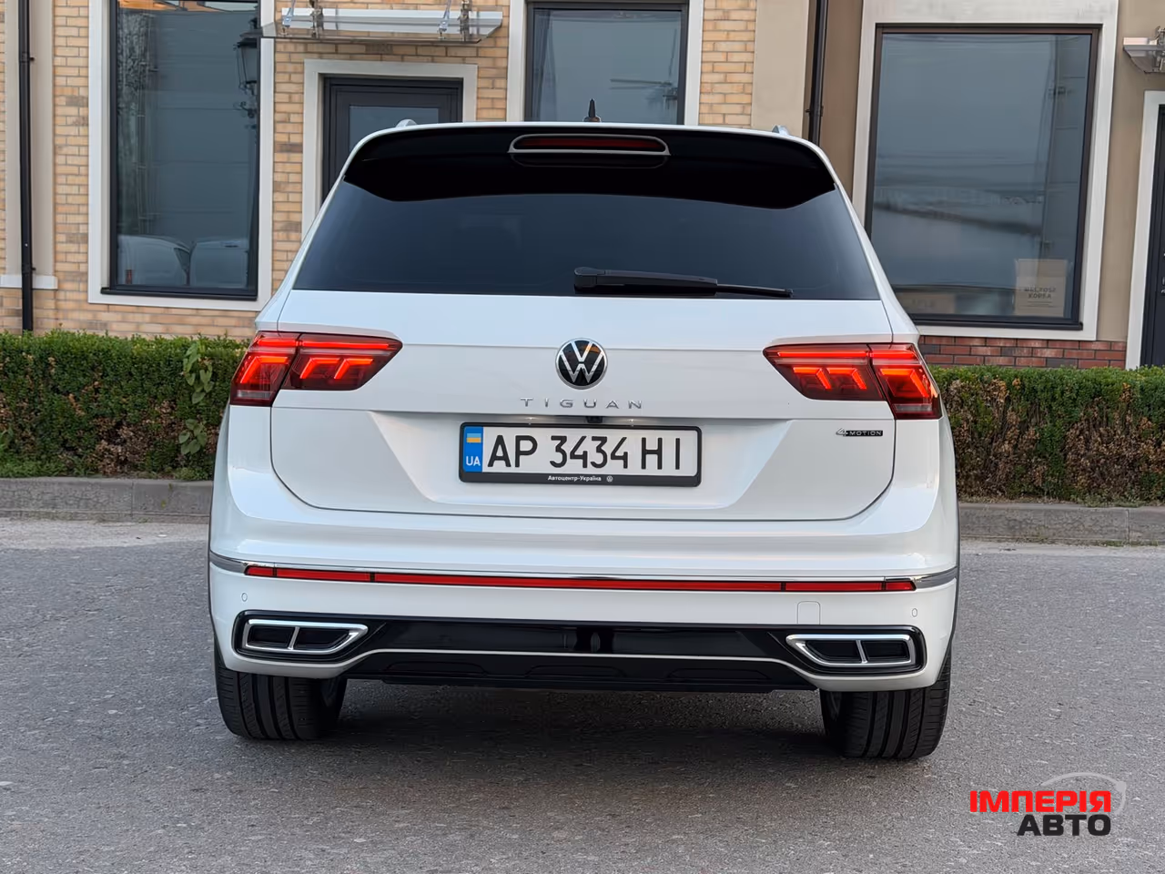 Volkswagen Tiguan - фото 9