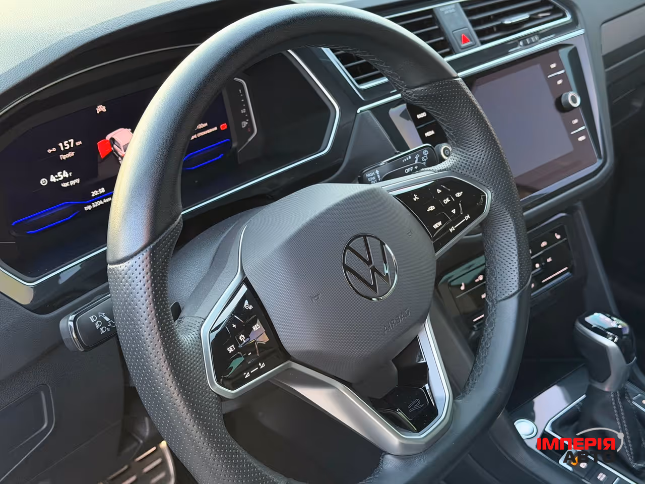 Volkswagen Tiguan - фото 18