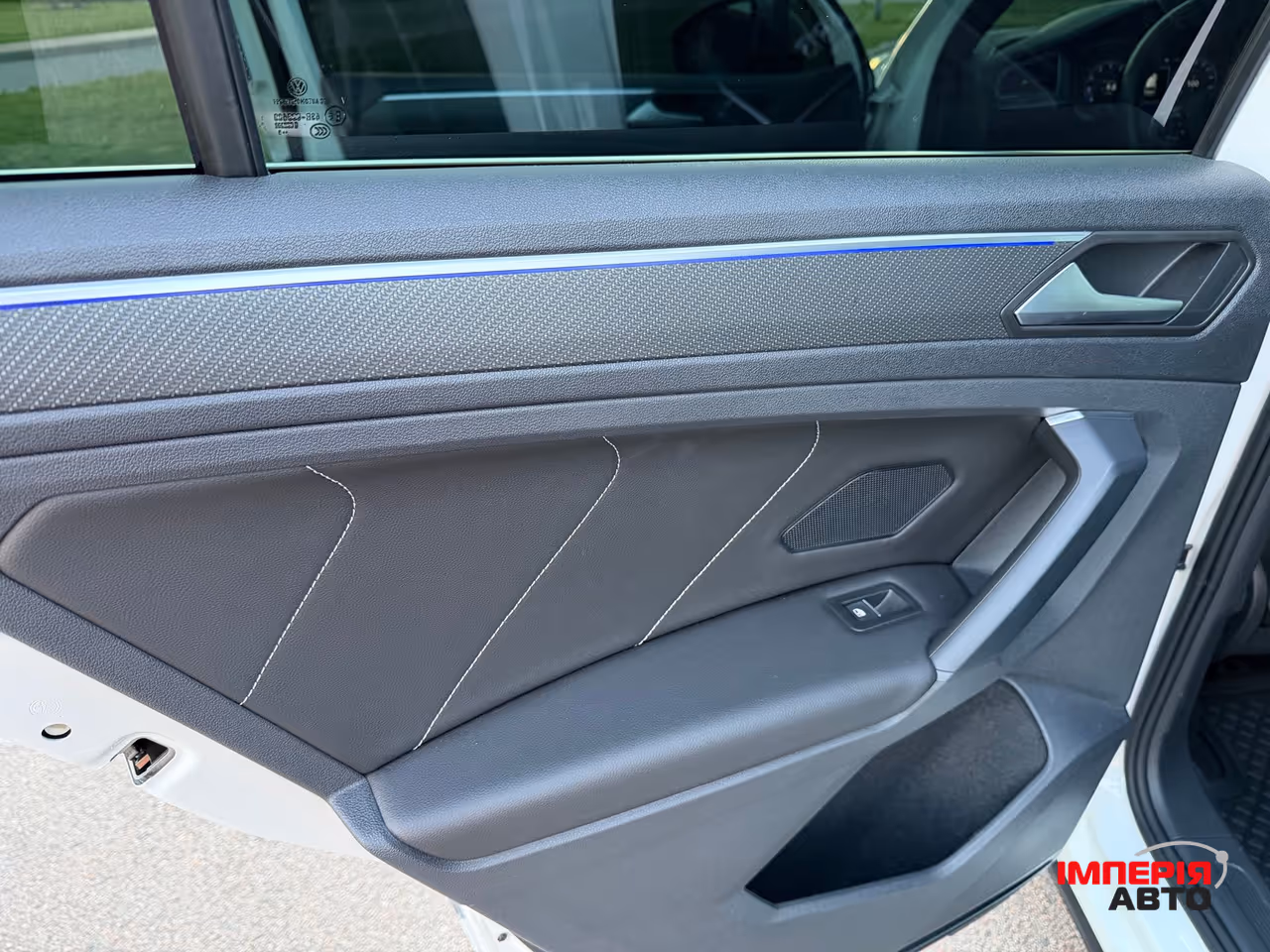 Volkswagen Tiguan - фото 15