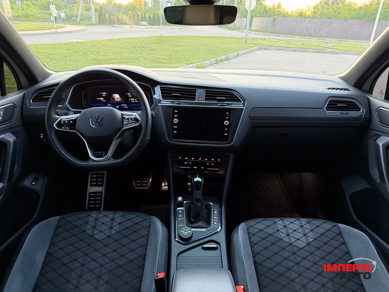 Volkswagen Tiguan - фото 17