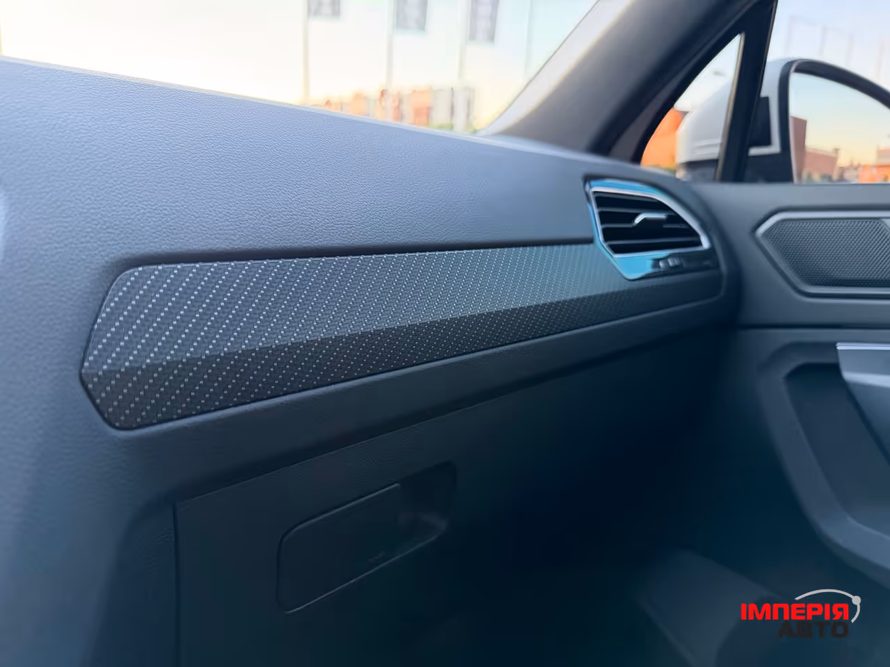 Volkswagen Tiguan - фото 21