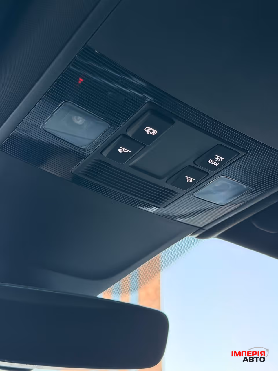 Volkswagen Tiguan - фото 32