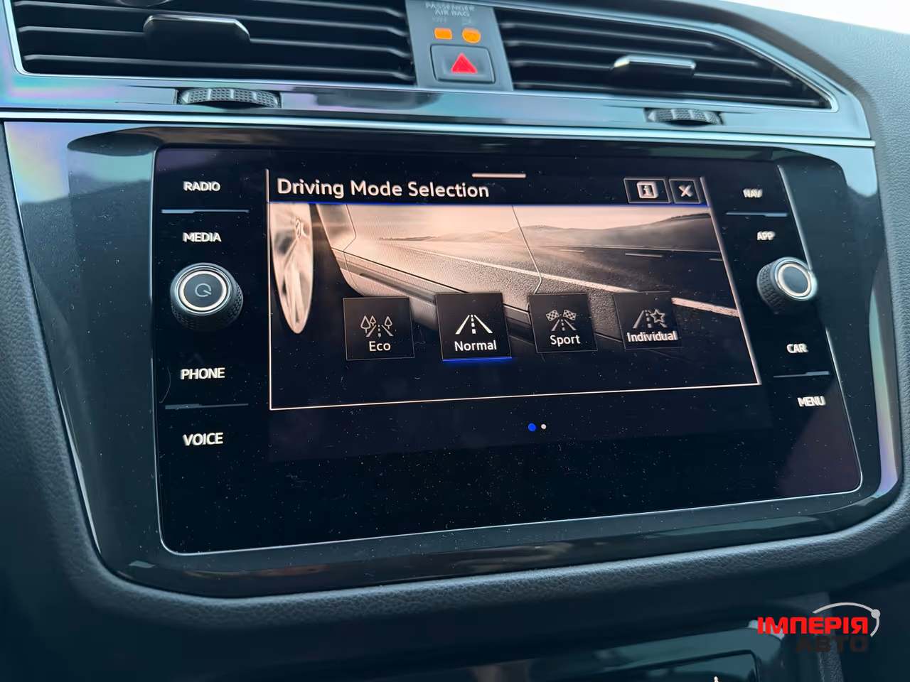Volkswagen Tiguan - фото 31