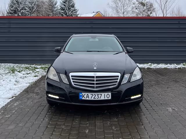 Mercedes-Benz E-Класс - фото 1