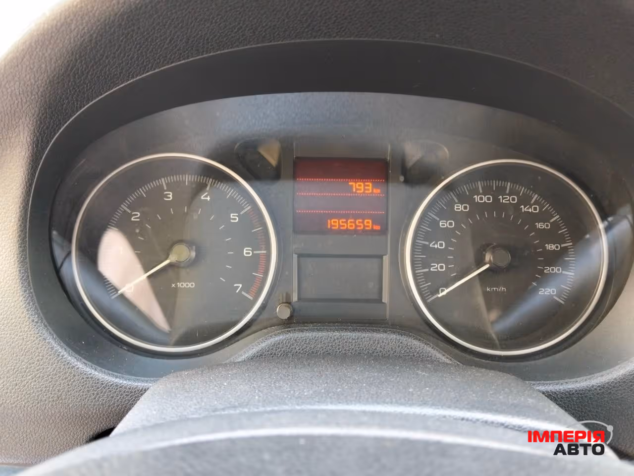 Peugeot 301 - фото 16