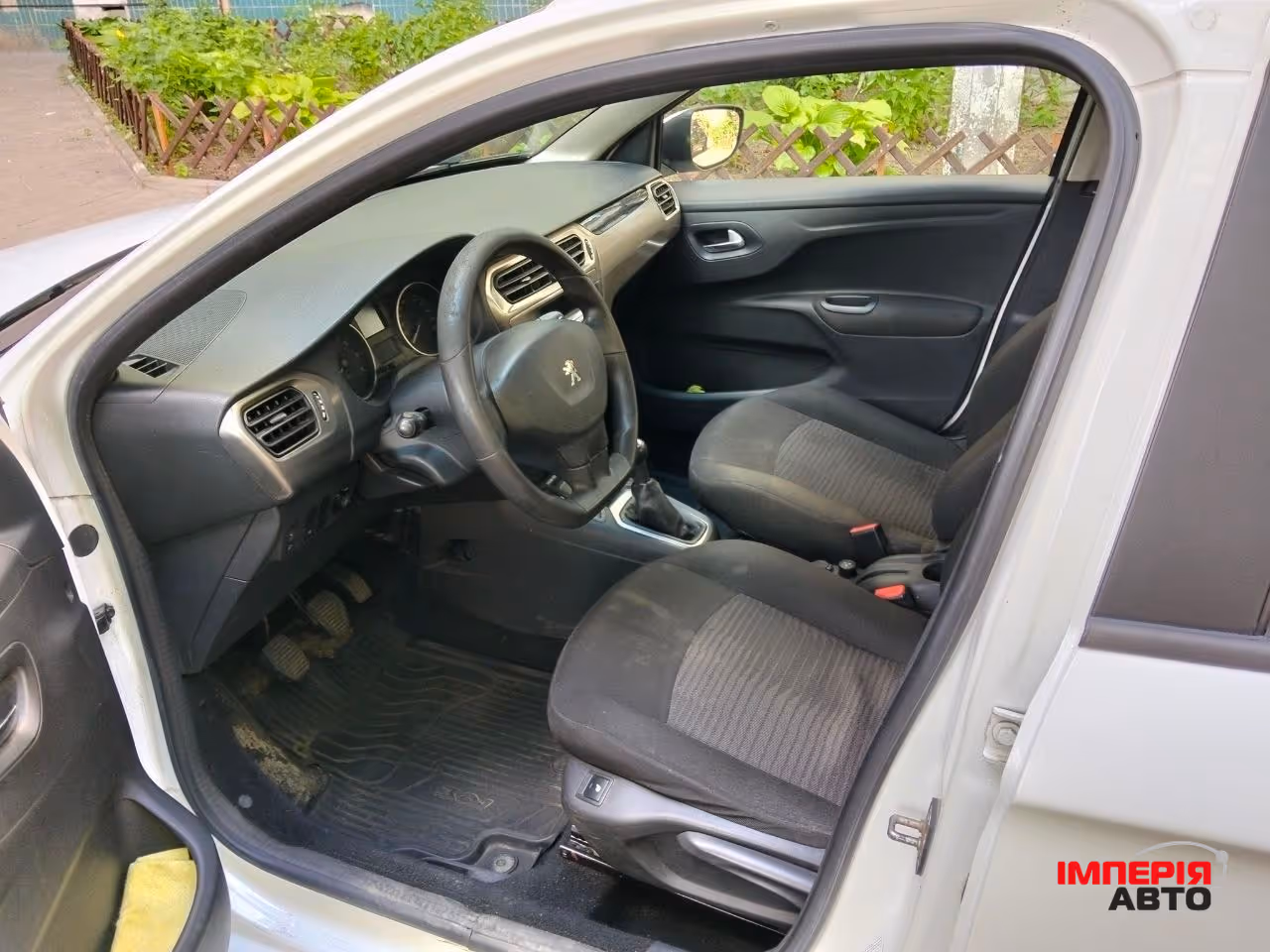 Peugeot 301 - фото 10