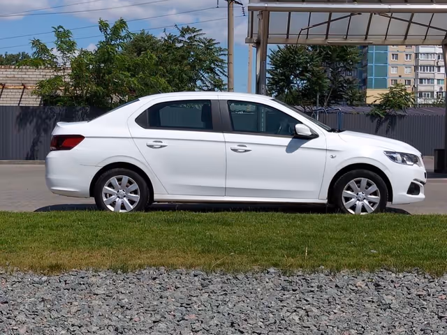 Peugeot 301 - фото 4