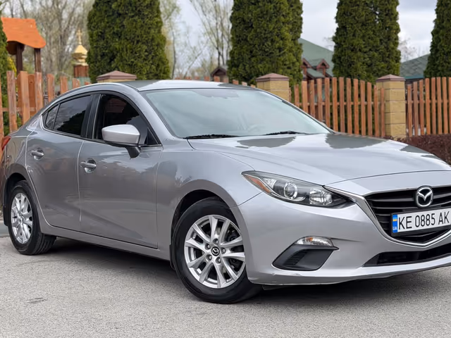 Mazda 3 - фото 1