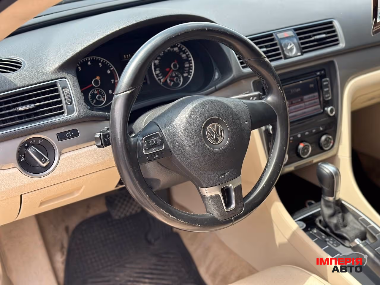 Volkswagen Passat - фото 10