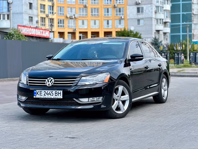 Volkswagen Passat - фото 1