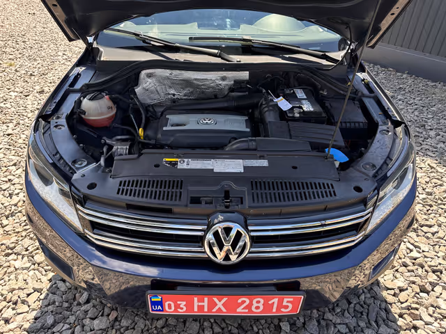 Volkswagen Tiguan - фото 4