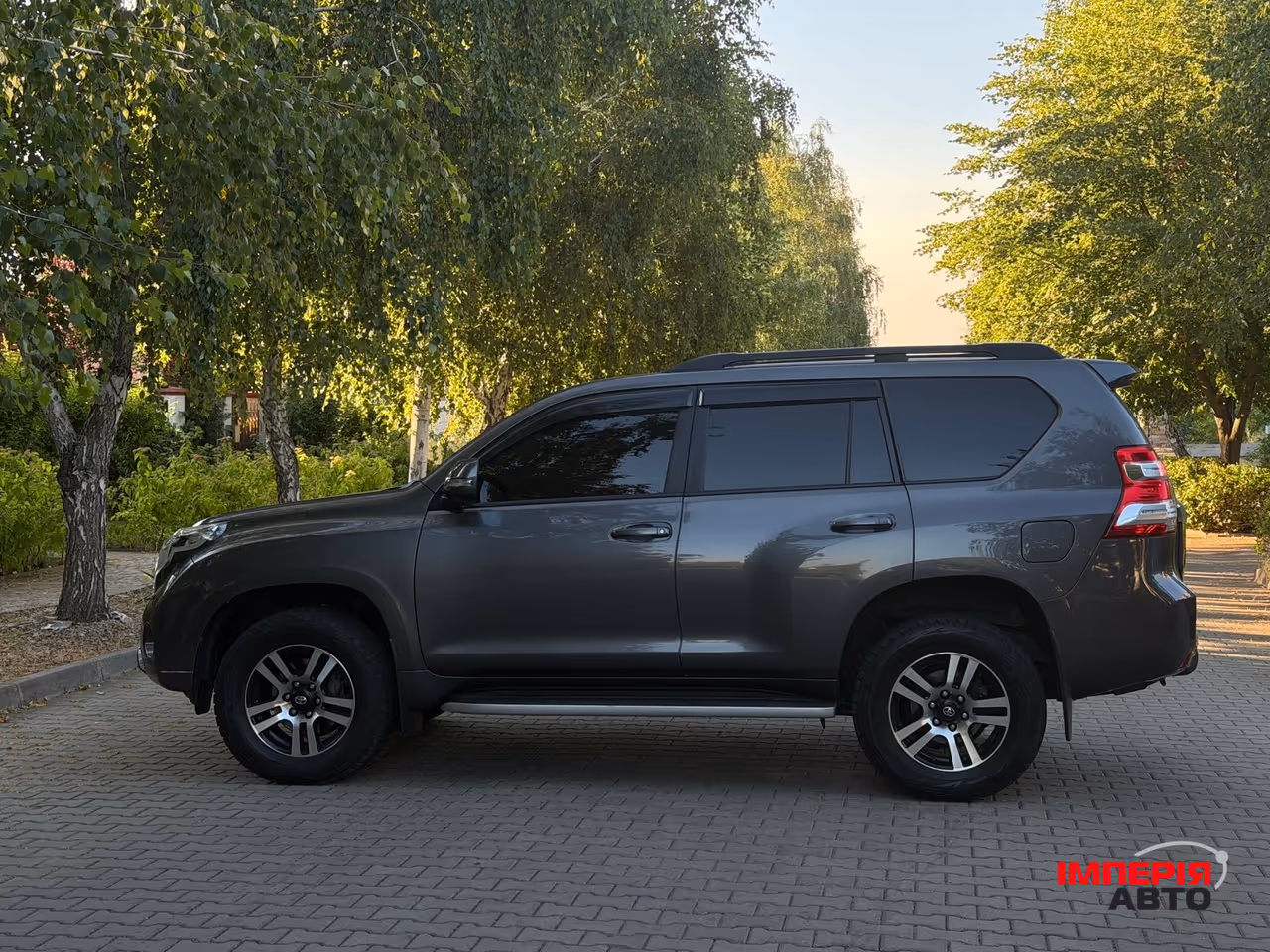 Toyota Land Cruiser Prado - фото 11