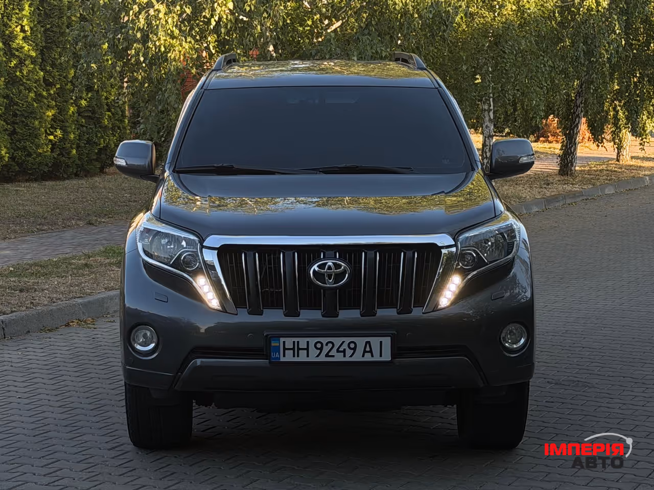 Toyota Land Cruiser Prado - фото 1