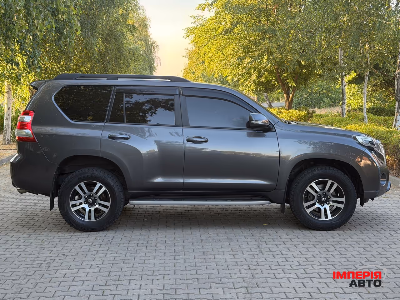 Toyota Land Cruiser Prado - фото 14