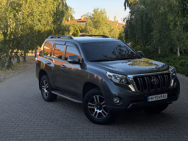 Toyota Land Cruiser Prado - фото 3