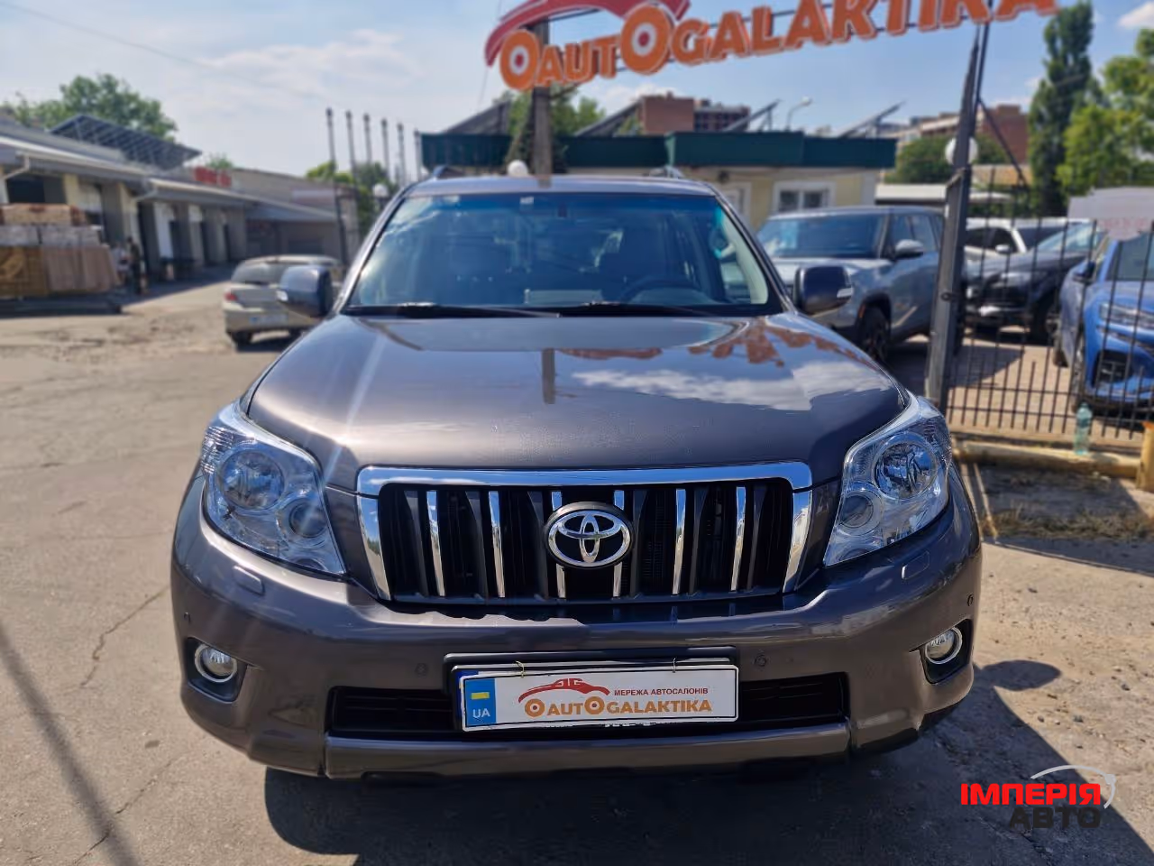 Toyota Land Cruiser Prado - фото 1