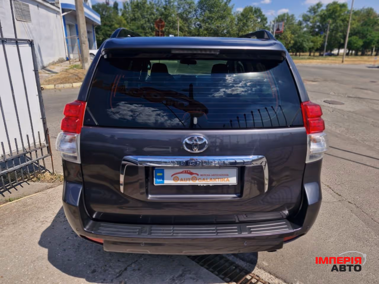 Toyota Land Cruiser Prado - фото 6