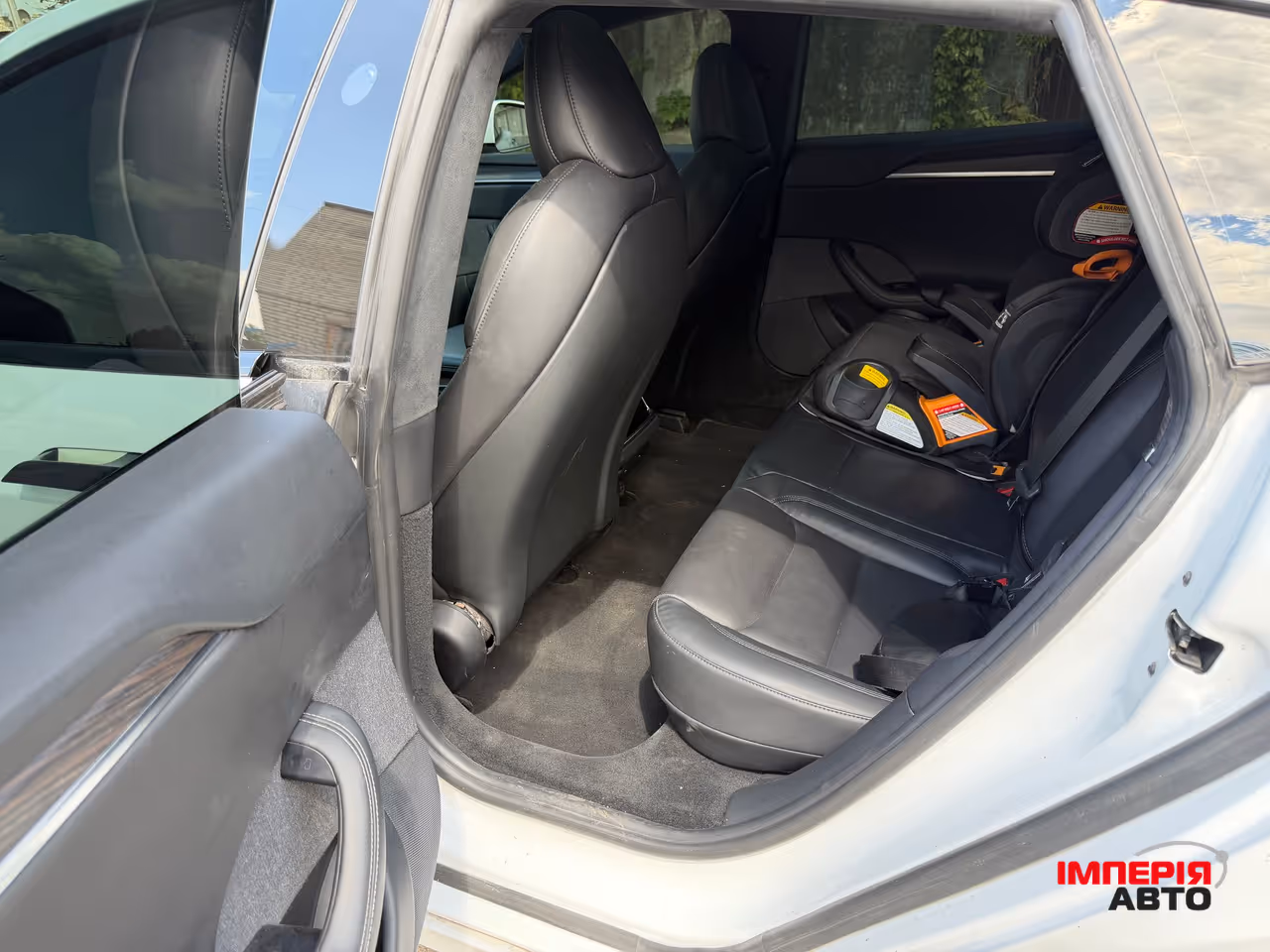 Tesla Model S - фото 10