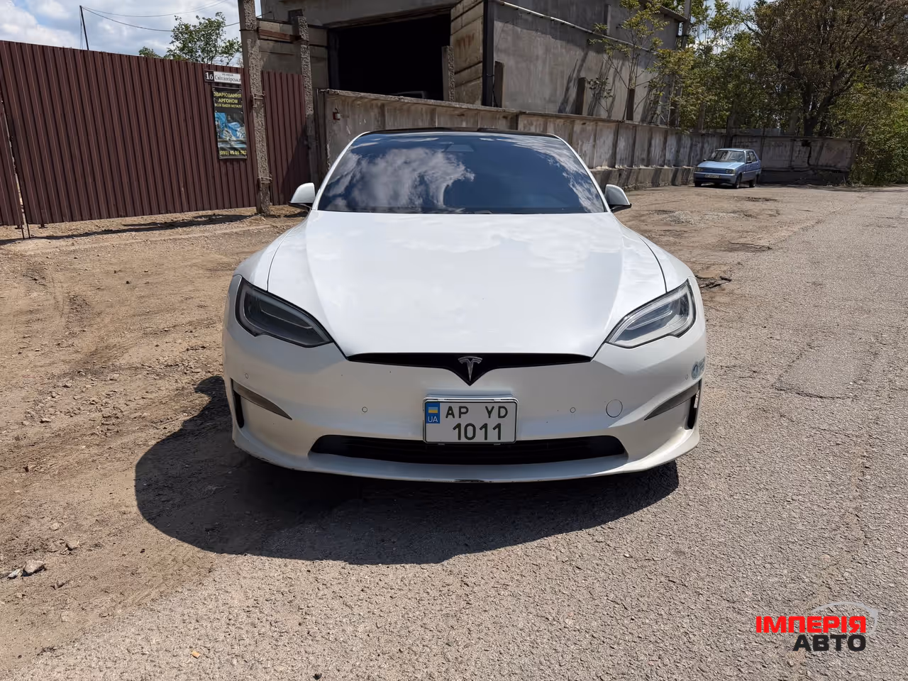 Tesla Model S - фото 2