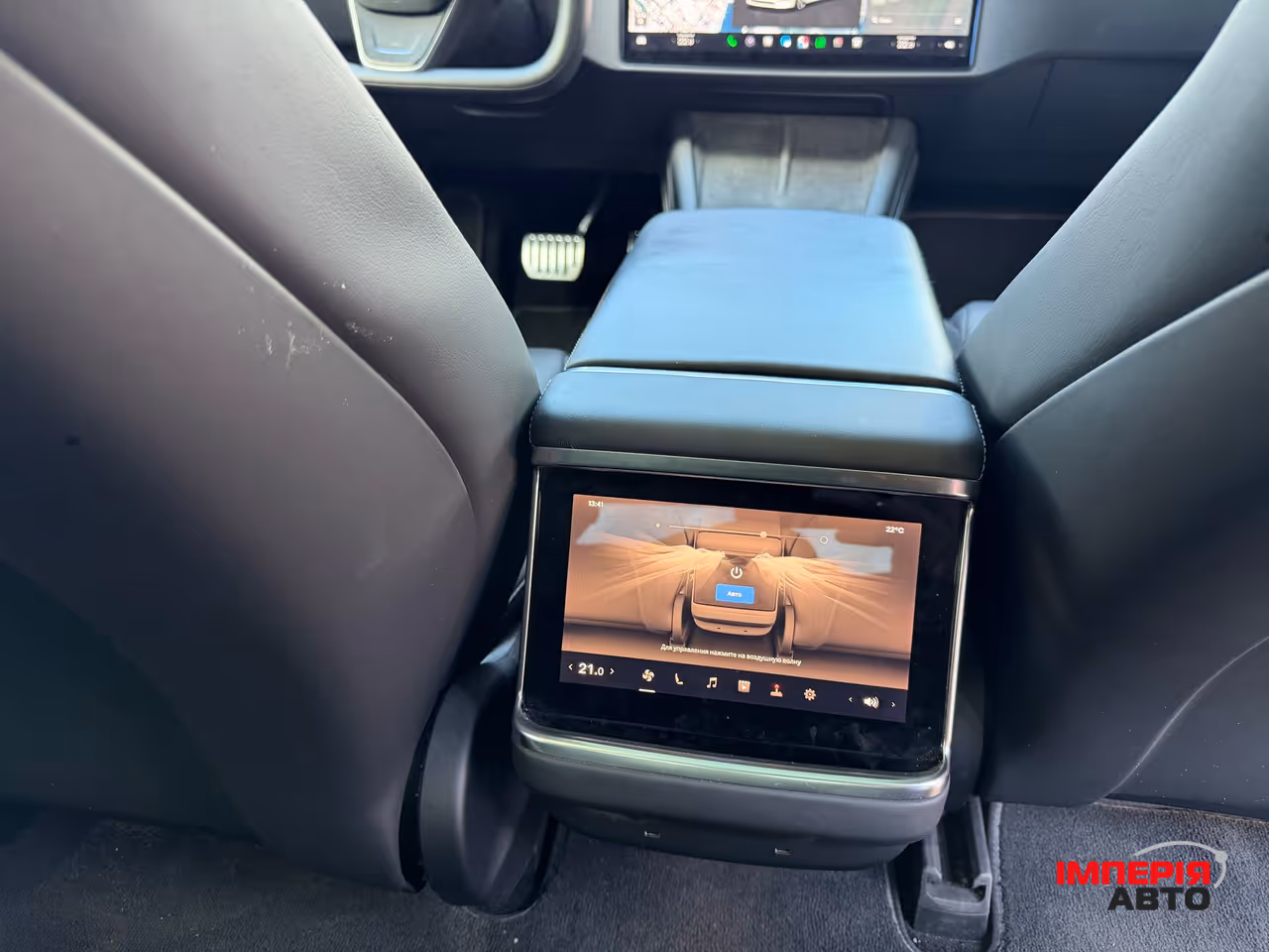 Tesla Model S - фото 13