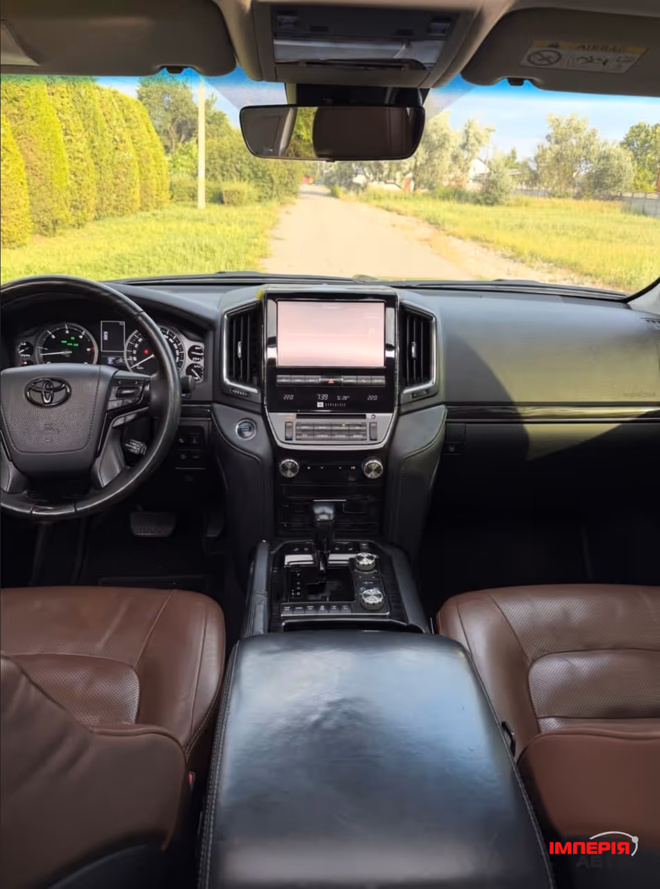 Toyota Land Cruiser - фото 12