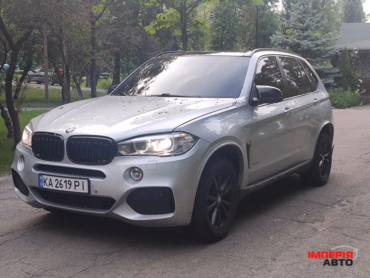 BMW X5 - фото 1