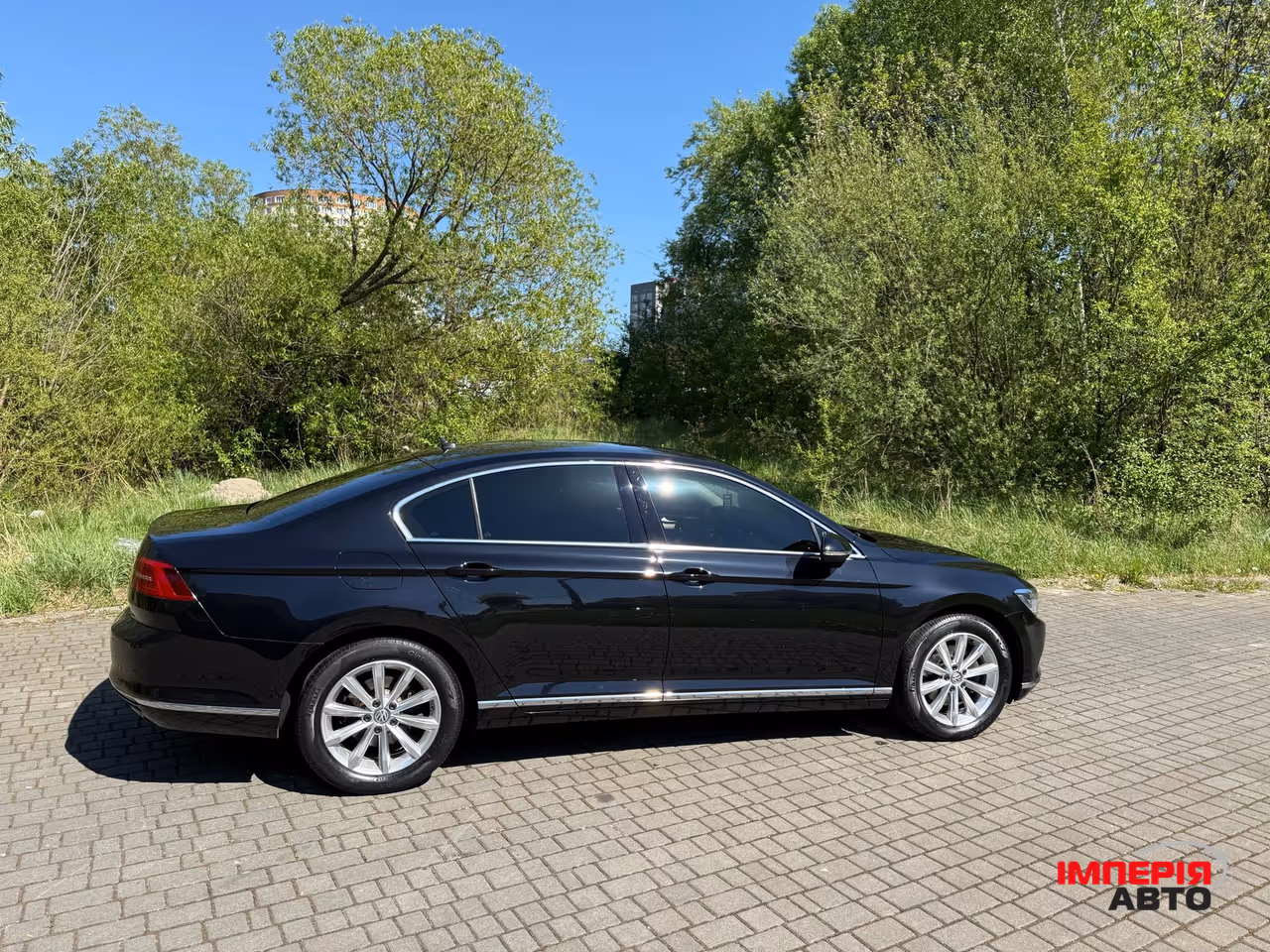 Volkswagen Passat - фото 3