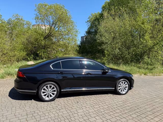Volkswagen Passat - фото 3