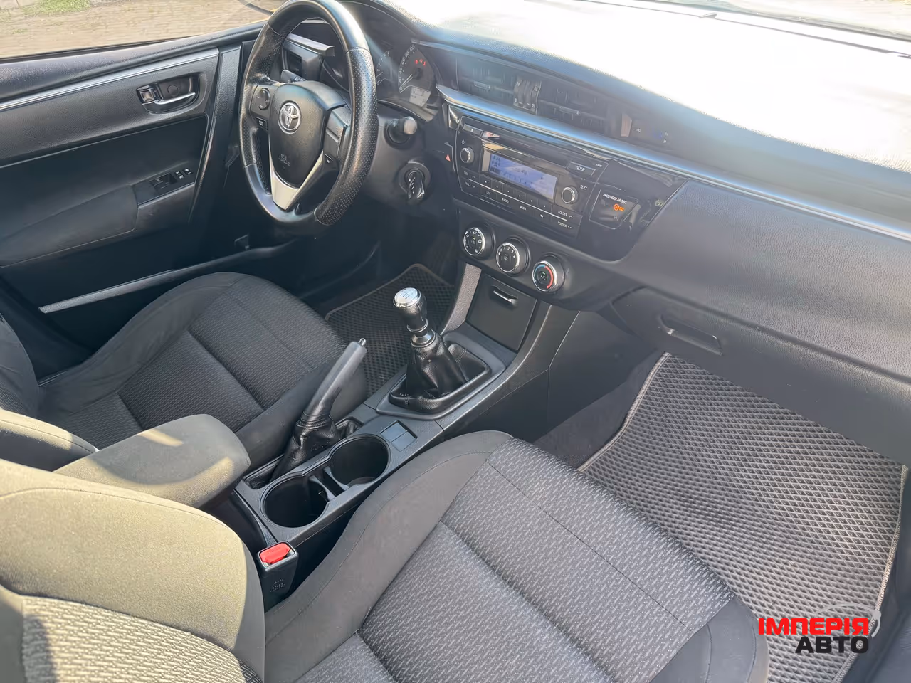Toyota Corolla - фото 14