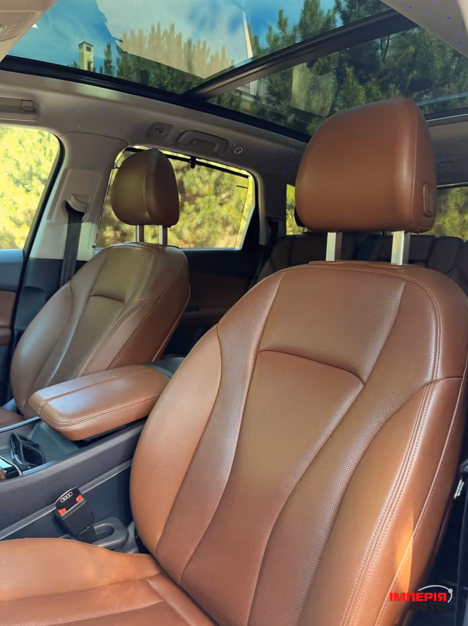 Audi Q7 - фото 10