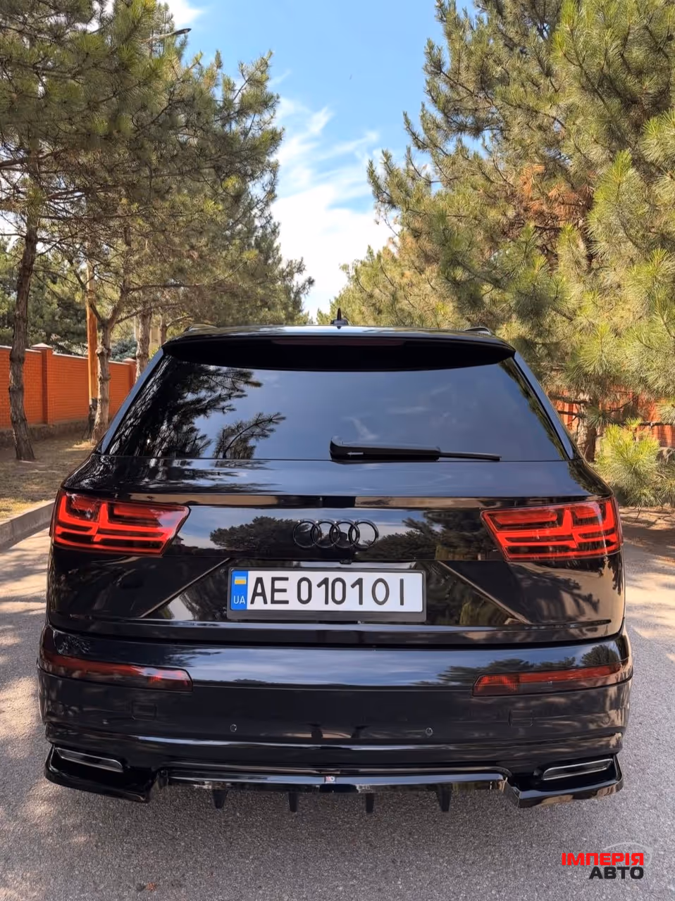Audi Q7 - фото 8