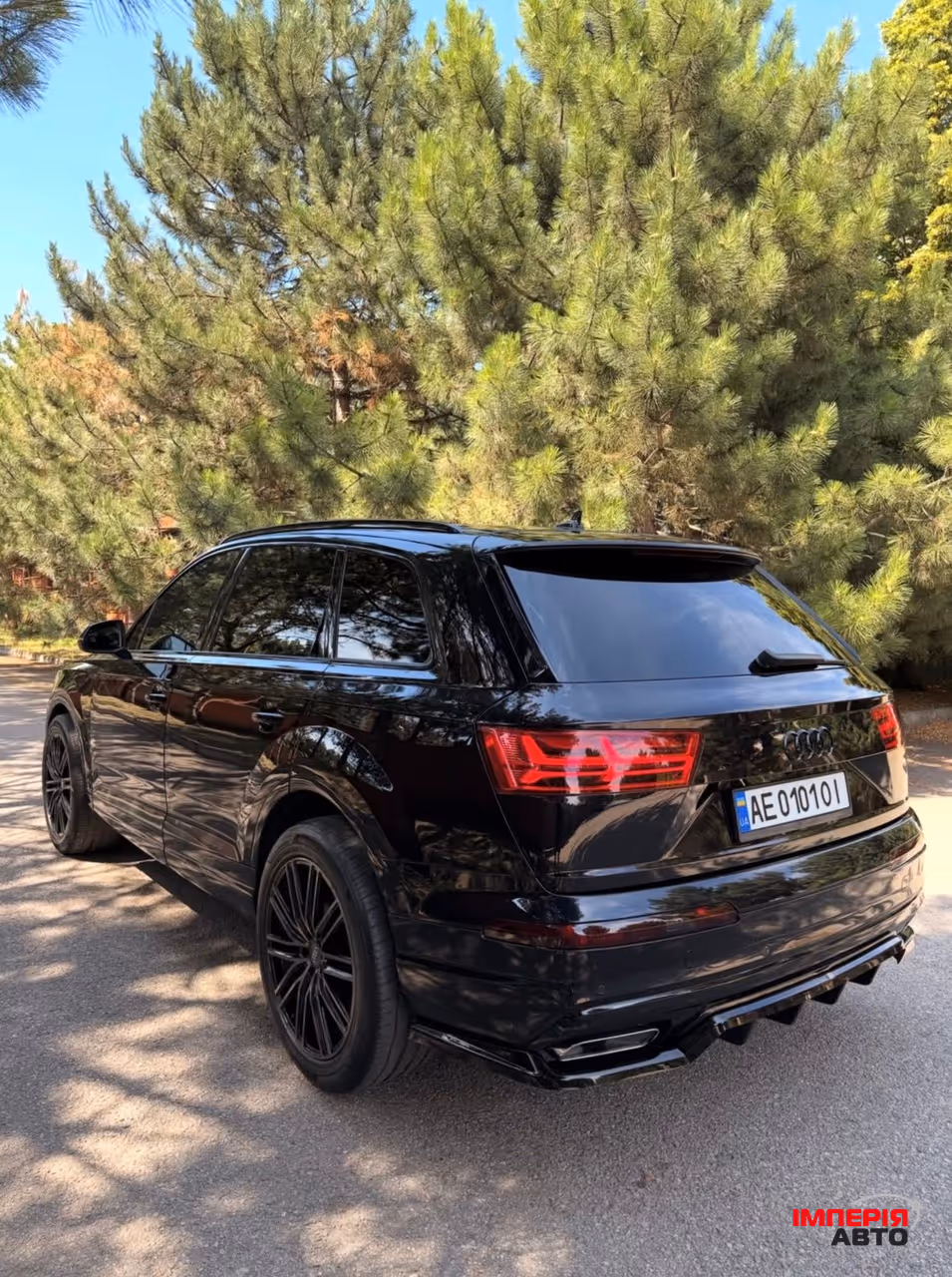 Audi Q7 - фото 7