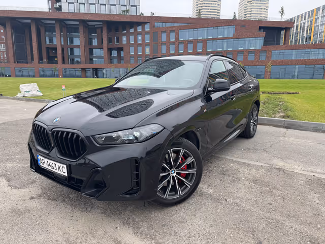 BMW X6 - фото 1