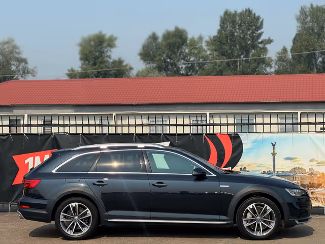 Audi A4 allroad - фото 3