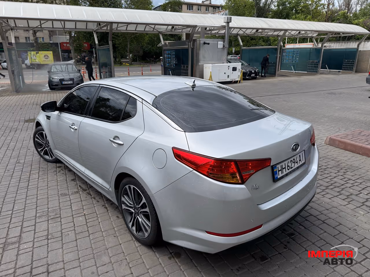 Kia K5 - фото 14