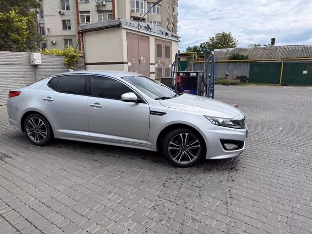 Kia K5 - фото 5