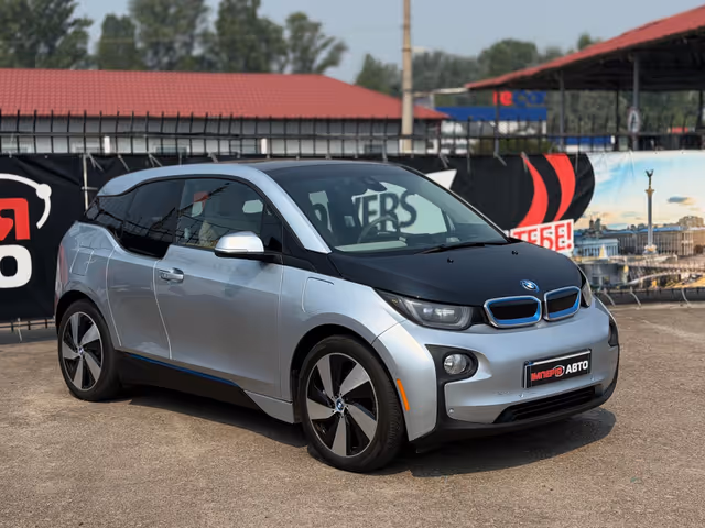 BMW i3 - фото 3