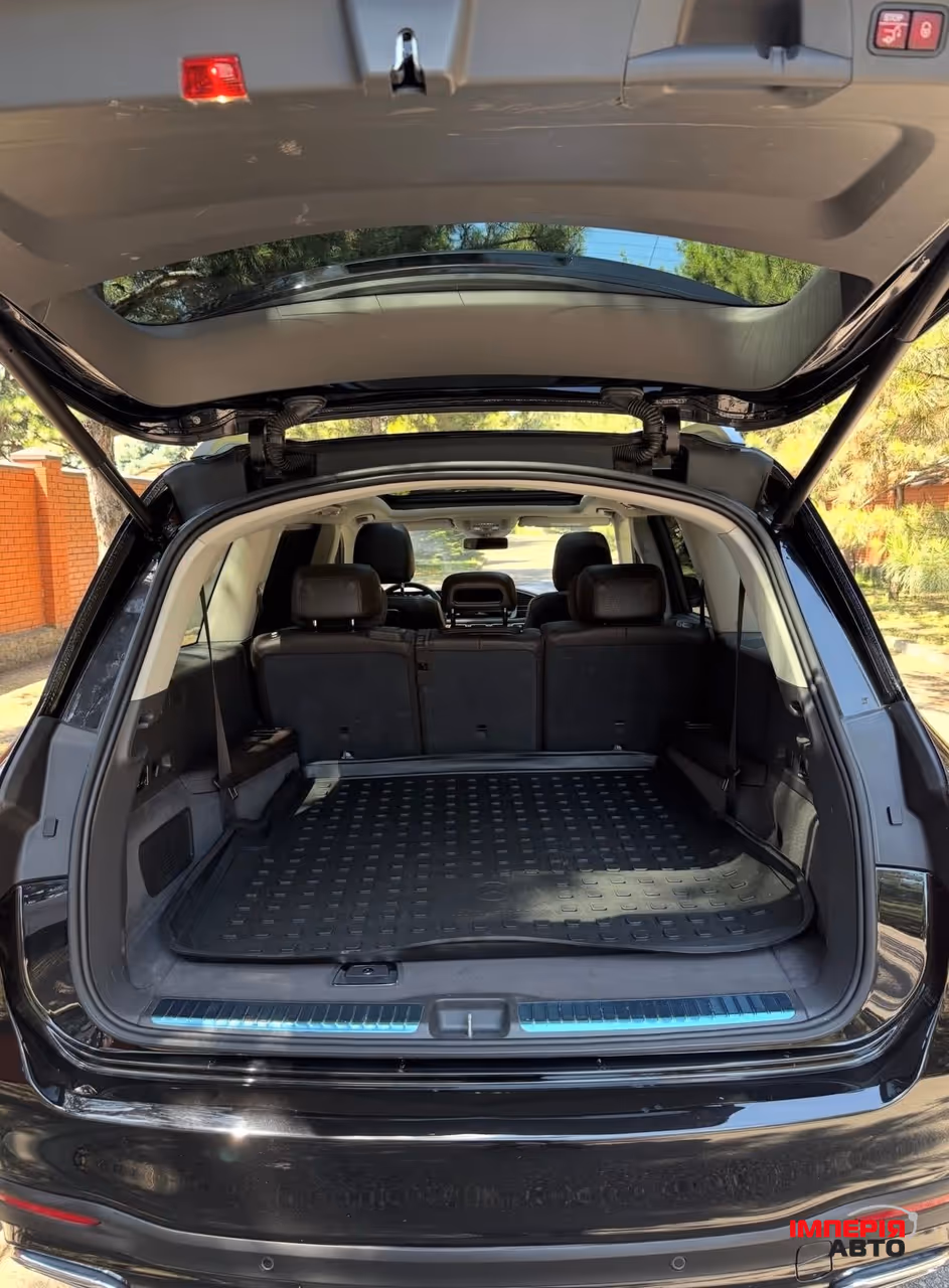 Mercedes-Benz GLS - фото 20