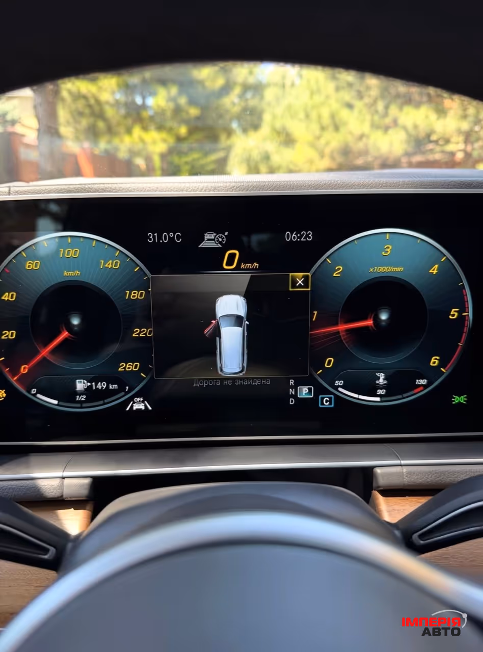 Mercedes-Benz GLS - фото 9