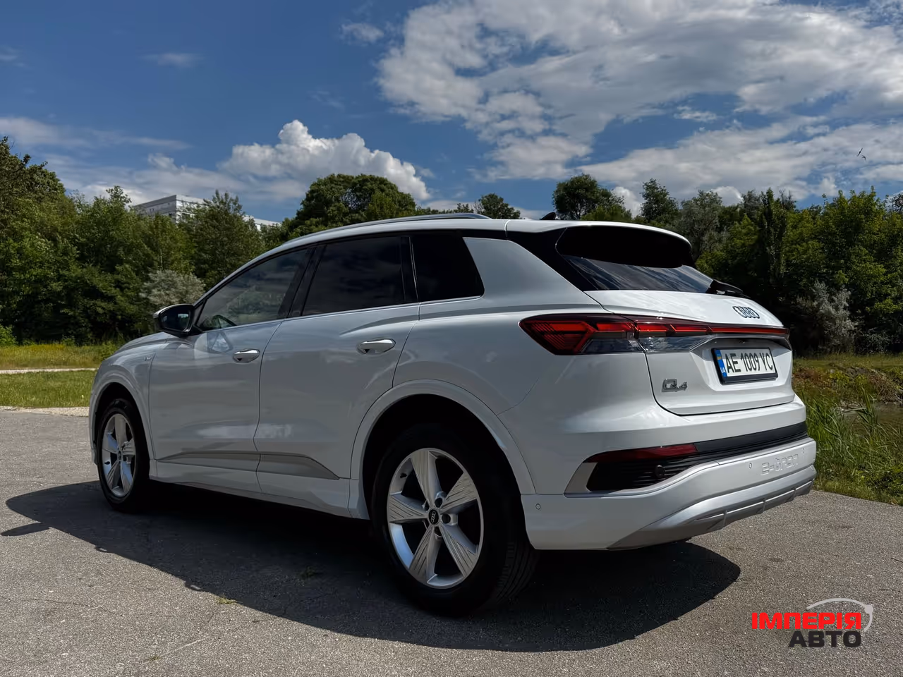 Audi Q4 e-tron - фото 5