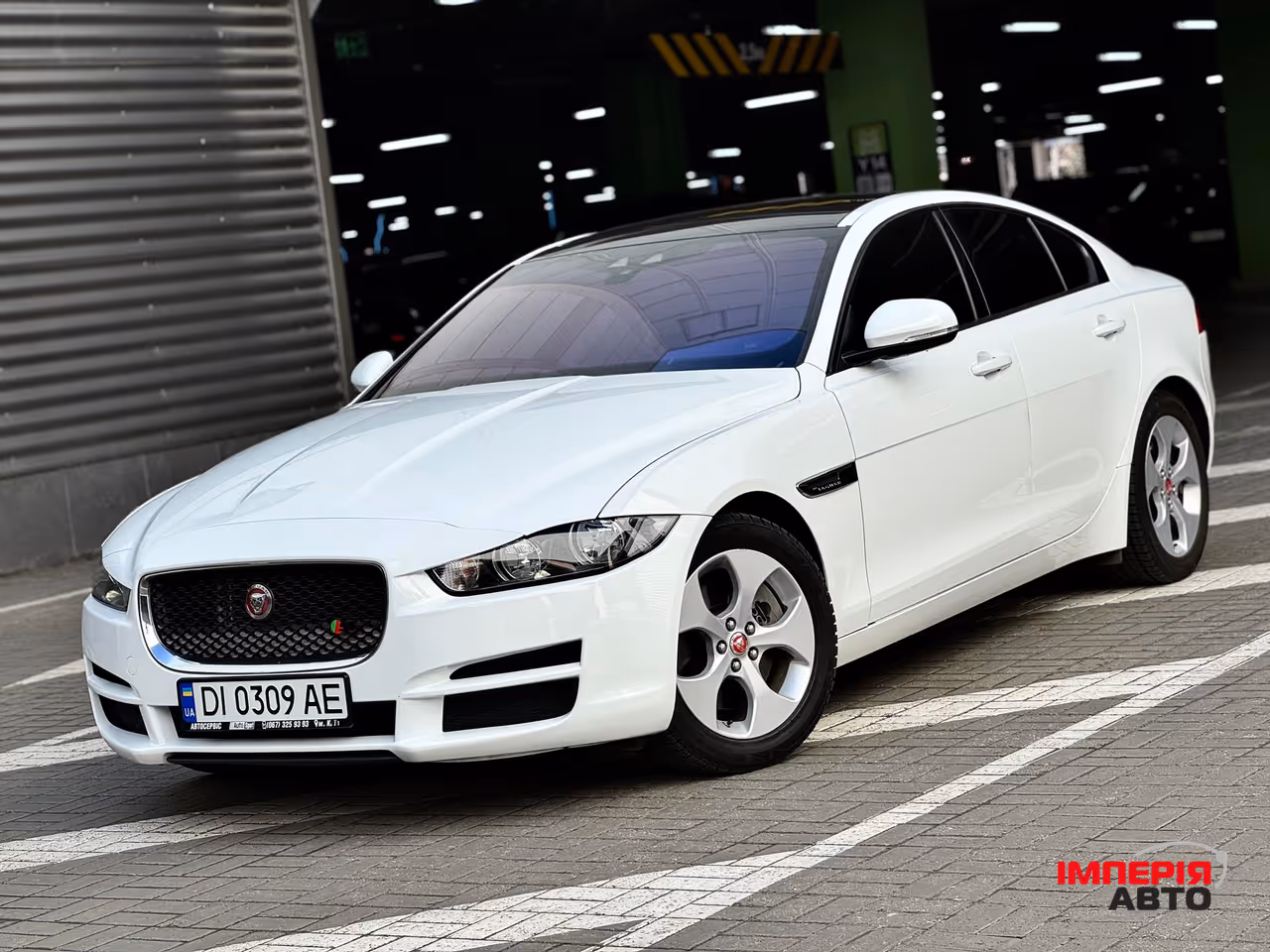 Jaguar XE - фото 23