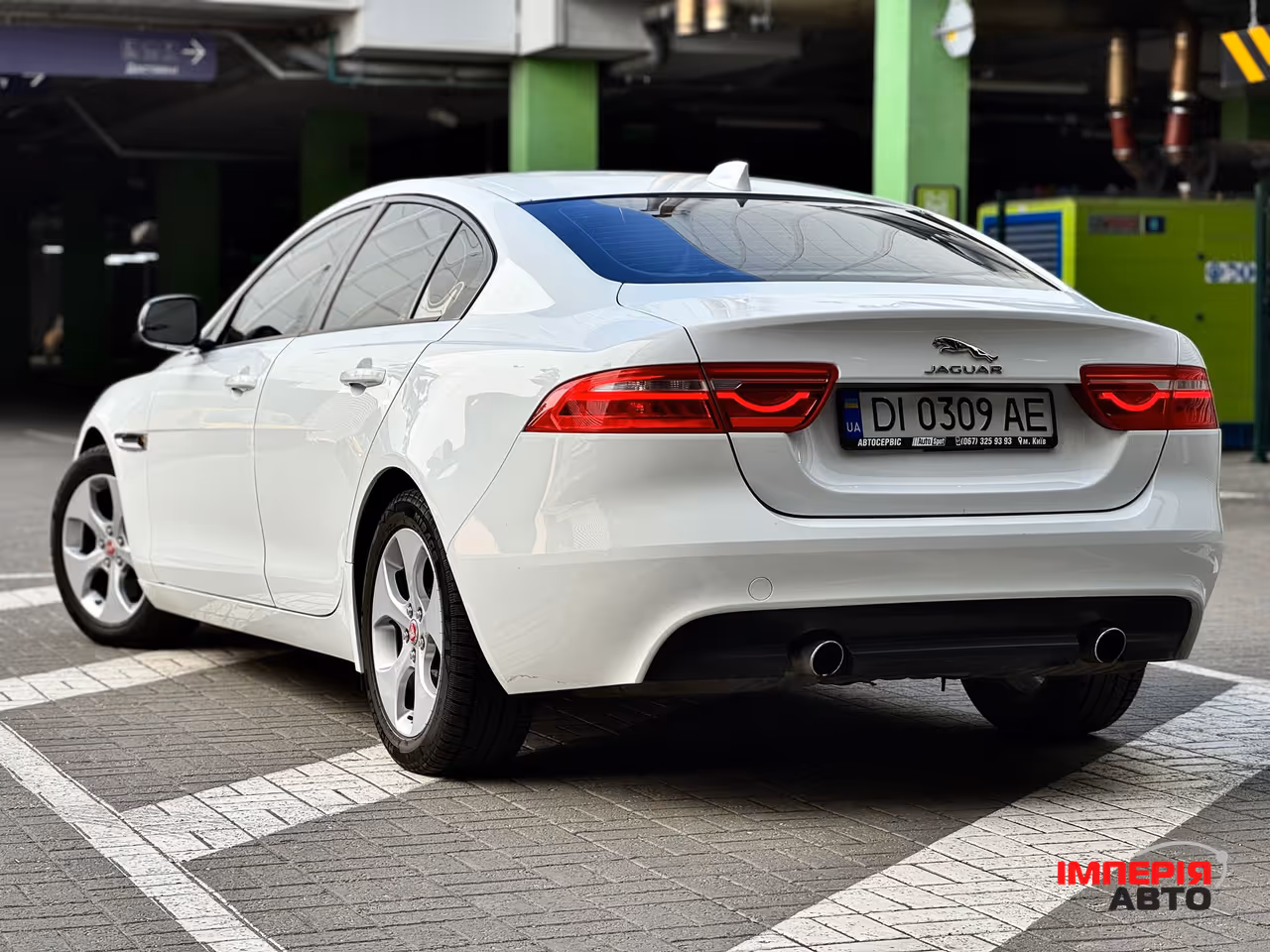 Jaguar XE - фото 37