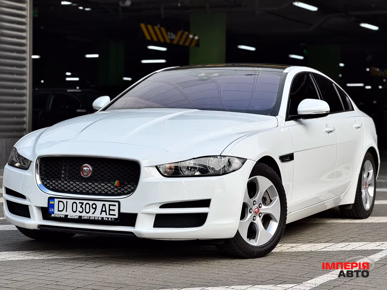 Jaguar XE - фото 26